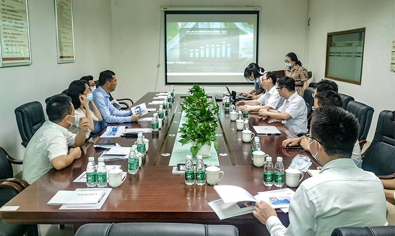 龙岗区委常委、组织部部长王清科一行调研走访yl6809永利官网科技